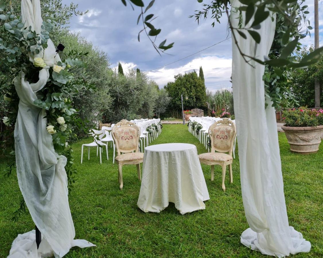 Borgo Di Barigianino Aparthotel Sovicille Luaran gambar